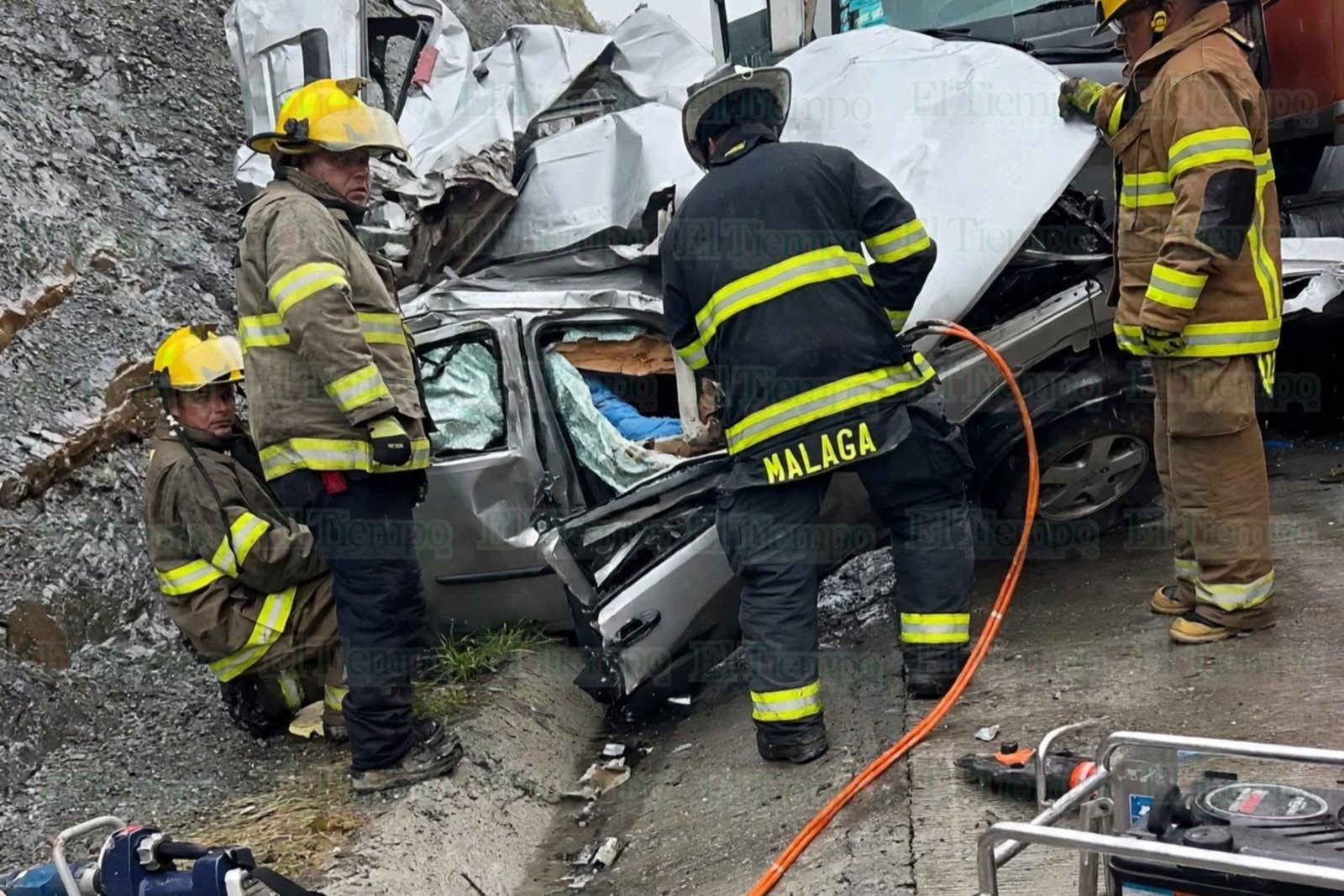 Trágico accidente frontal en el libramiento deja un saldo mortal captado por cámara de seguridad
