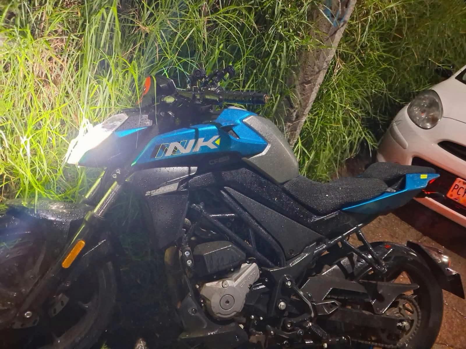 Vecinos de Huixquilucan localizan predio con decenas de motocicletas robadas en Edomex